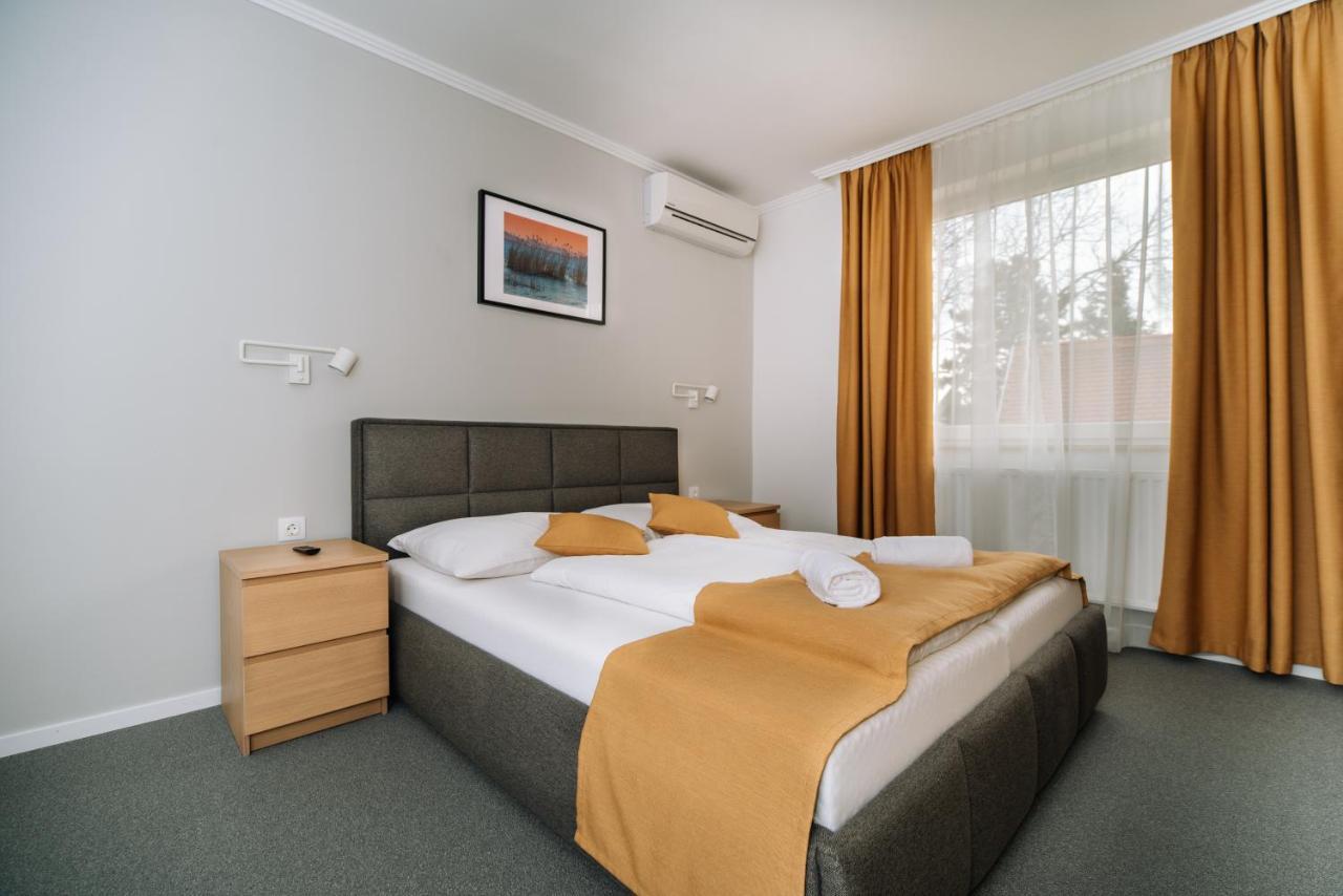 Topaz Apartmanhazak Балатондьєрек Екстер'єр фото